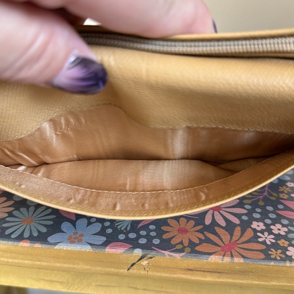 Chanel Coco long wallet Coco button mark beige leather - Picture 7 of 10